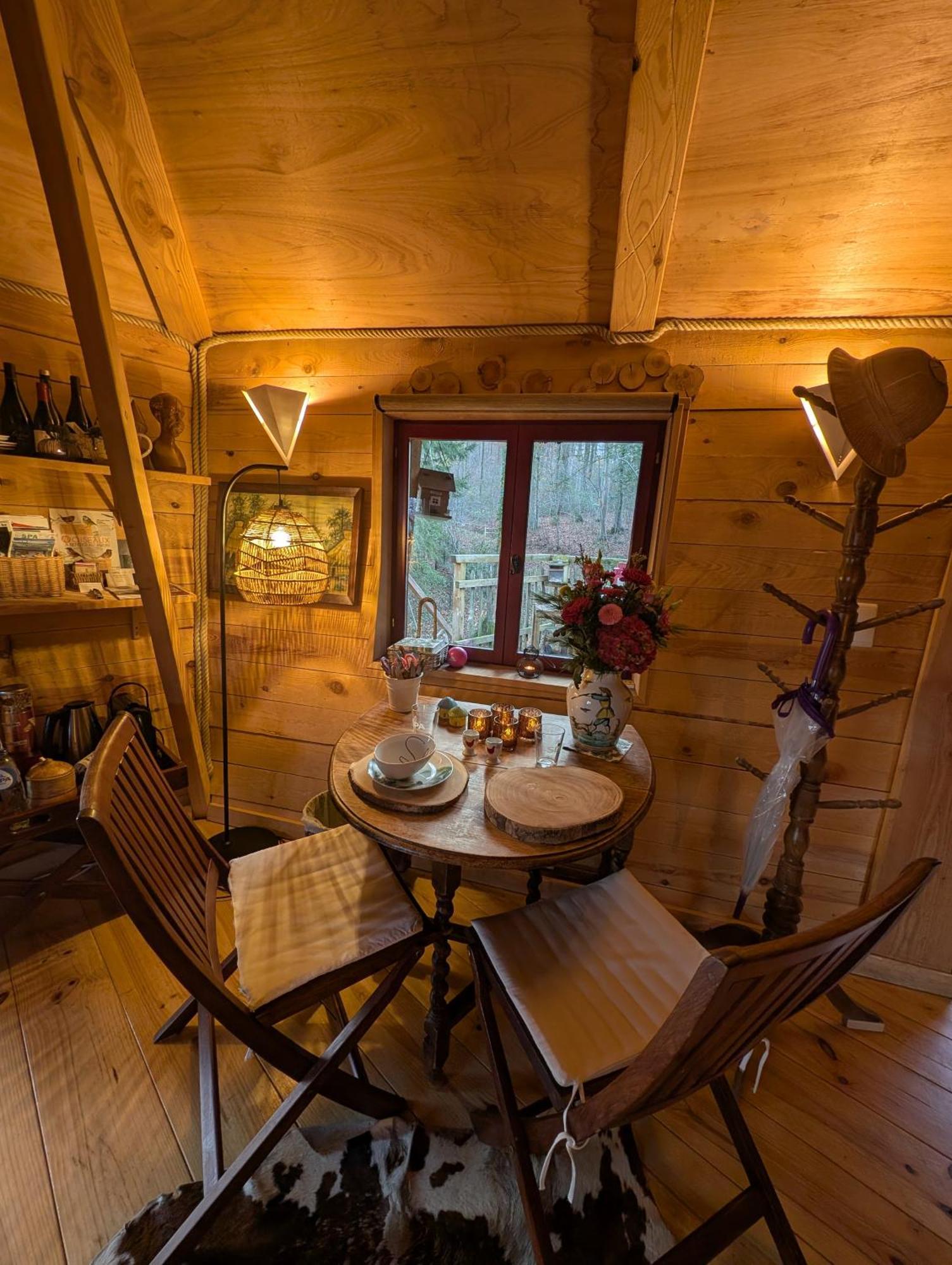 ספא B&B La Cabane Du Bois Dormant מראה חיצוני תמונה